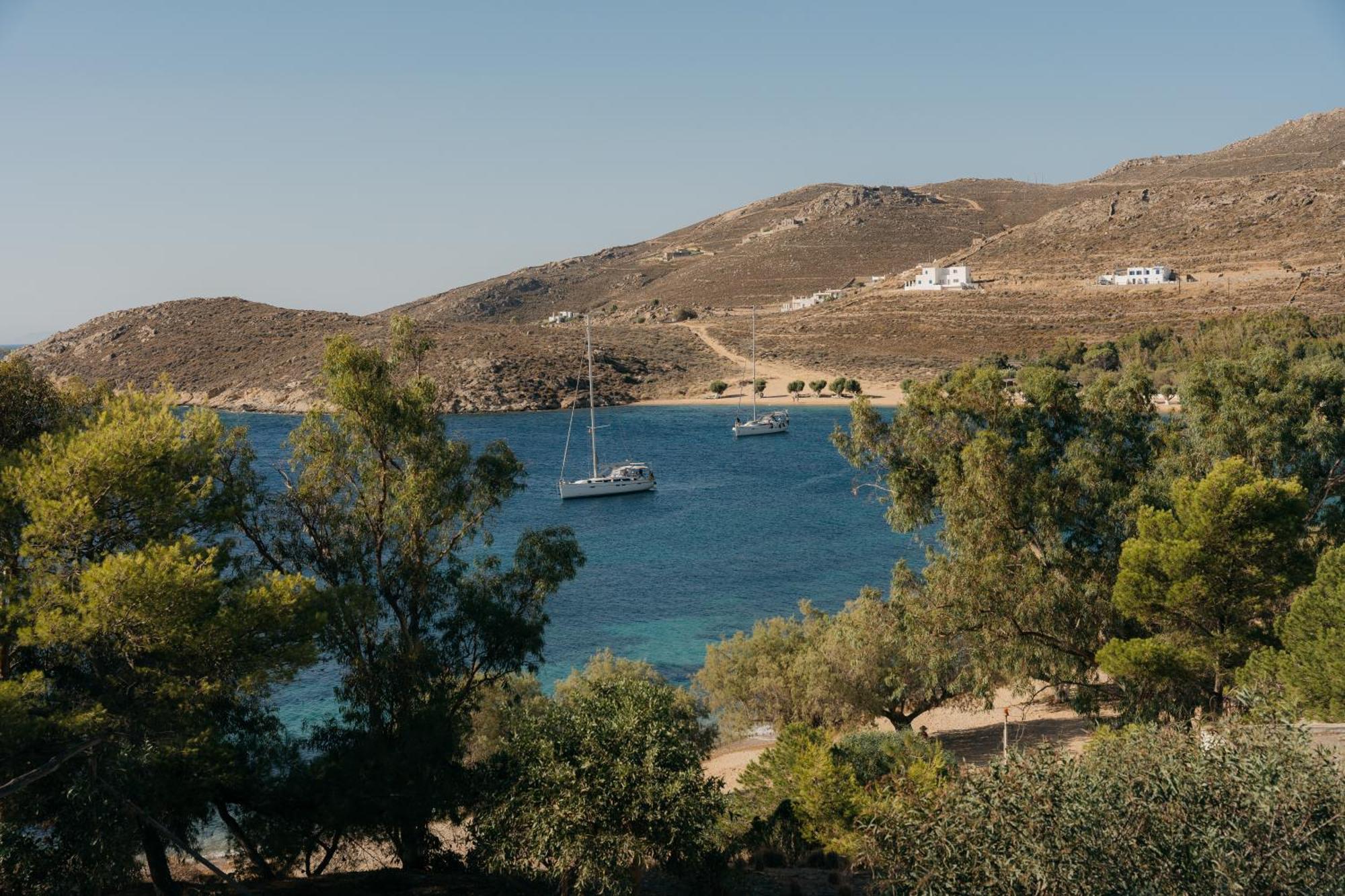 Nostos Serifos Livadi  Luaran gambar